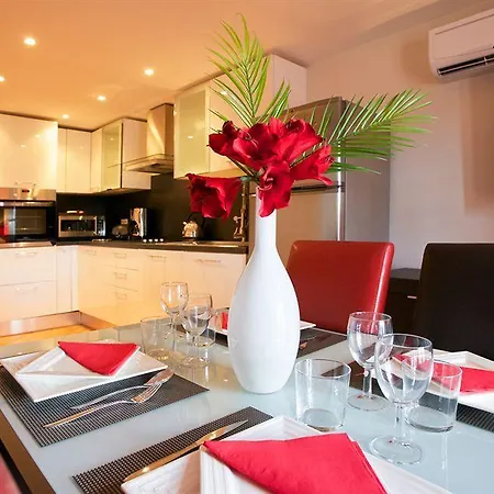 Le 7eme Art Apartahotel Cannes